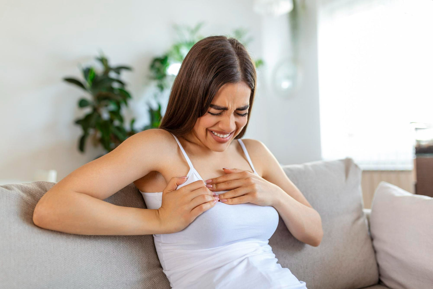 Breast Massage Techniques for Clogged Ducts While Breastfeeding