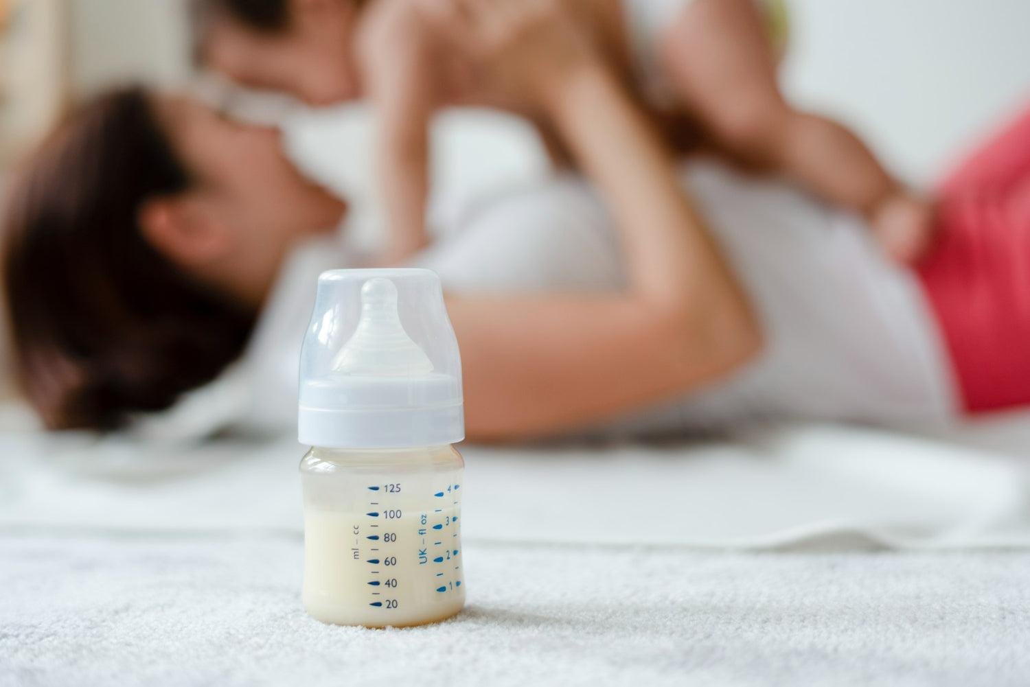 Breastfeed or Bottle Feed: Pros and Cons of Both Feeding Methods