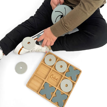 Silicone & Beechwood Tic Tac Toe game for babies, perfect for playtime and development.