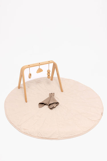 Sparrow Desert Lark linen quilted playmat for babies, soft and stylish for playtime and tummy time.