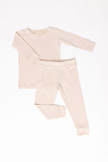 Sparrow CloudBlend™ long sleeve pajamas set for babies and toddlers in soft, cozy fabric.