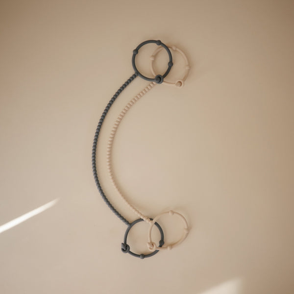 Mushie Adjustable Silicone Strap 2-Pack Pacifier Clip