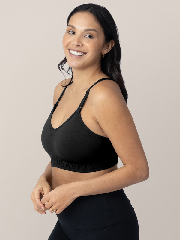 Sublime® Hands-Free Pumping & Nursing Sports Bra | Black - MOOGCO Baby