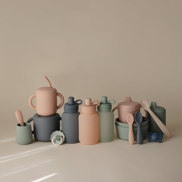 Silicone Puree Pouch in Angle 14, perfect for easy feeding and on-the-go convenience for babies.