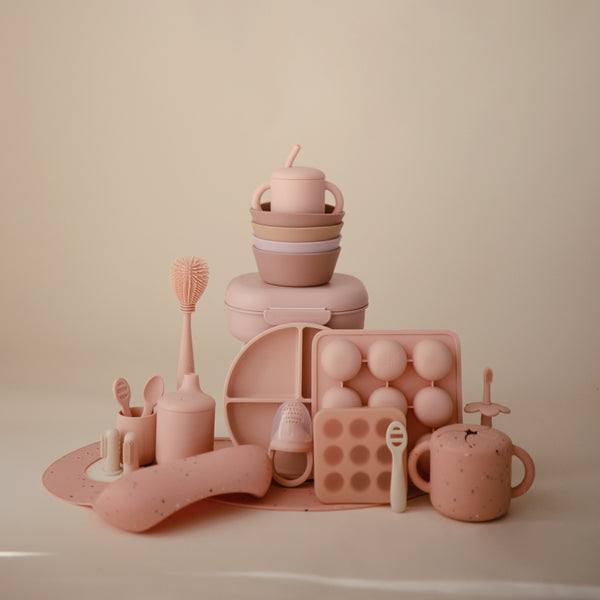 Fresh Food Feeder Freezer Tray for baby food storage and on-the-go meals, angled view showcasing its design.