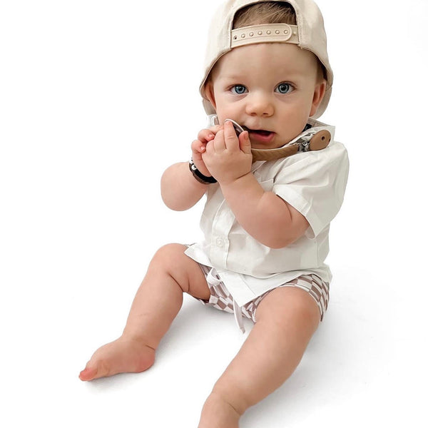 Knox Pacifier & Toy Clip in angle 5, perfect teether for babies, stylish and functional for on-the-go parents.