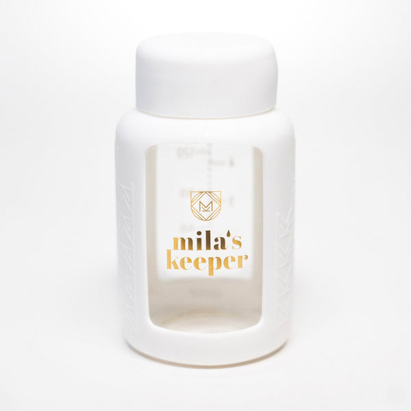 Set of 2 glass breast milk bottles at angle 14, perfect for safe breast milk storage.