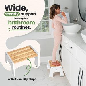 "1-Step wooden stool for kids, perfect for potty training and reaching high places, shown at a 15-degree angle."