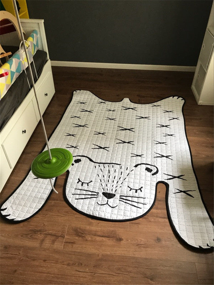 Baby play mat featuring a cute white tiger design, perfect for playtime and tummy time.