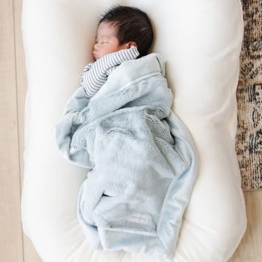 Soft Lush Mini Blankets for babies, perfect lovey for comfort and warmth.
