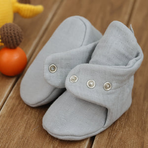 Muslin Stay On Baby Booties Gray