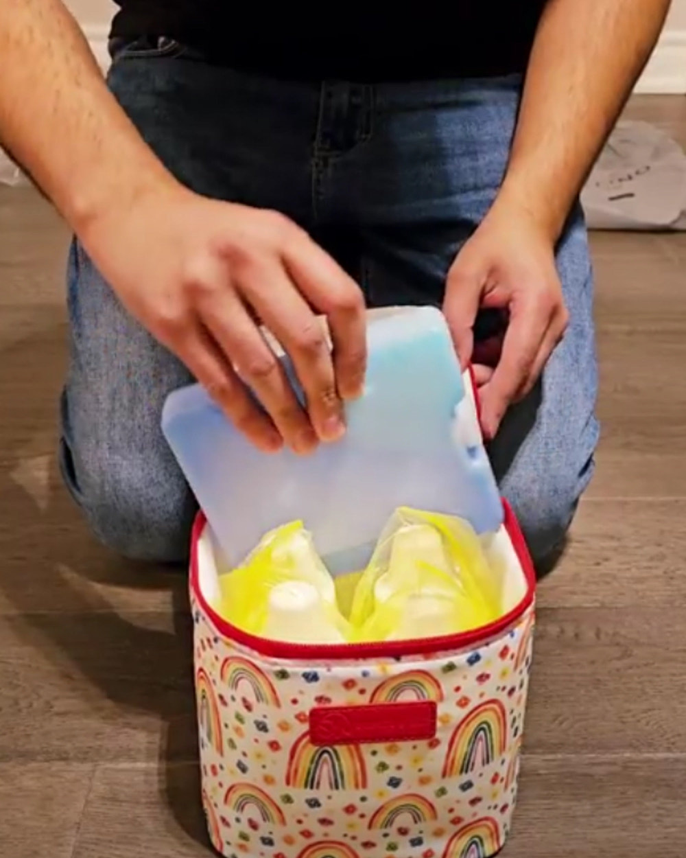 Sarah Wells Cold Gold Breastmilk Cooler – Insulated Milk Storage & Ice Pack – Machine Washable for Moms