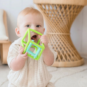 Tiny Land® Montessori toys for newborns, designed for 4-6 months, enhancing early development and play.