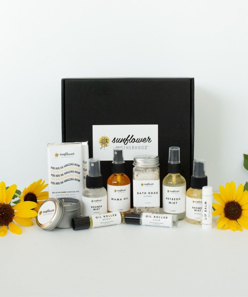 Deluxe Self Care Gift Box: Luxurious bath & body gift set for babies, perfect for pampering and relaxation.