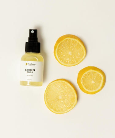 Morning Shower Mist for babies, soothing bath & body care, gentle formula for a refreshing start to the day.