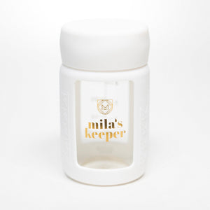 Set of 2 glass breast milk bottles at angle 28, perfect for safe breast milk storage.