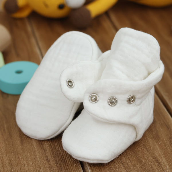 Muslin Stay On Baby Booties Cream