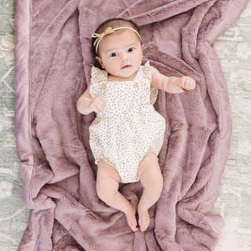 Saranoni Lush Receiving Blanket 30 x 40 buttery soft poly
