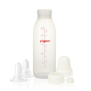 Baby cleft lip/palate bottle with 2 nipples, 8.11 oz, designed for infants with special feeding needs.