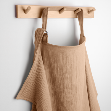 Muslin nursing cover in cedar color, pack of 1, perfect for breastfeeding discreetly and comfortably.