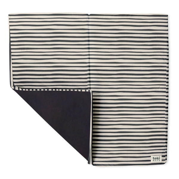 Bold Stripe Organic Cotton Mat for babies, perfect for playtime and safe lounging.