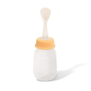 Pigeon Baby Weaning Spoon with Squeeze Bottle & Cleaning Brush, 4 Oz for 6 Months+, Feeding & Nursing Essentials.