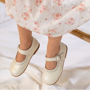 Girls Pearly Ivory Leather Walker Shoes