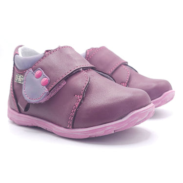 Girls purple Velcro shoes for toddlers - stylish and comfortable footwear.