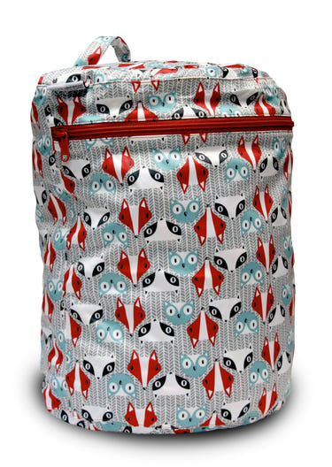 Kanga Care Wet Bag in Clyde design for cloth diapers, featuring waterproof material and stylish storage solution.