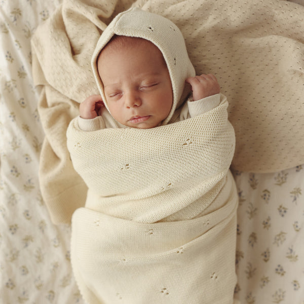 Organic Pointelle Swaddle Blanket + Hat Gift Set - MOOGCO Baby