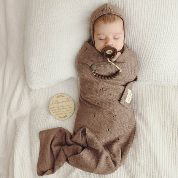 Organic Pointelle Swaddle Blanket + Hat Gift Set - MOOGCO Baby