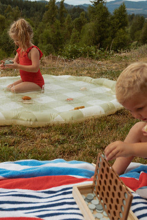Green Gingham Splash Pad
