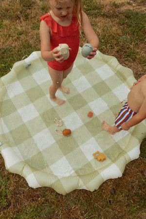 BROOKLYN NEUTRAL Green Gingham Splash Pad with Hose Attachment