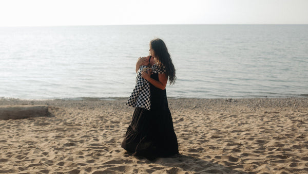 Black Race Ring Sling Carrier