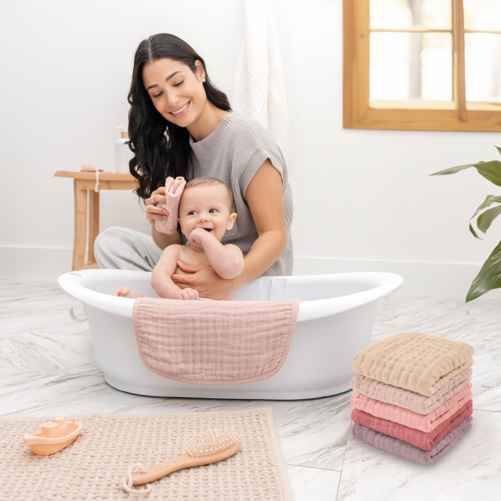 Muslin Washcloths in Multi-Girl