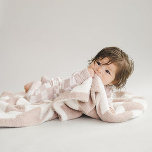 Checkered Plush Blanket | Latte - MOOGCO Baby
