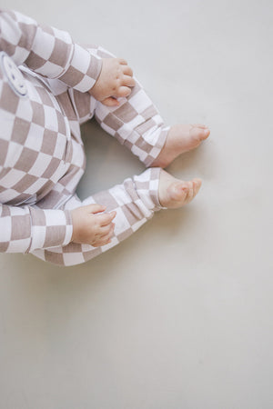 Checkered Smiley Lounge Set | Latte - MOOGCO Baby