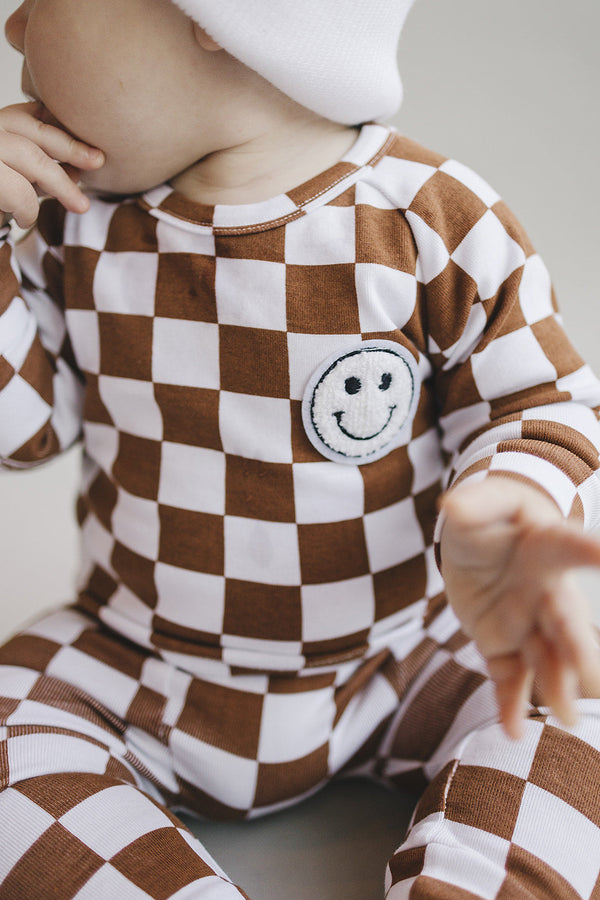 Checkered Smiley Lounge Set | Copper - MOOGCO Baby
