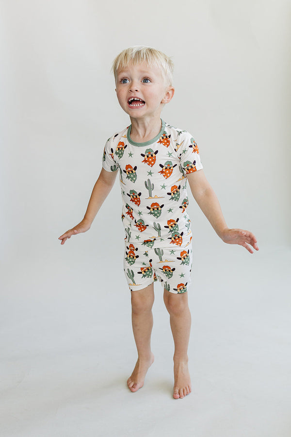 Bamboo Two Piece Shorts Set | Smiley Cowboy - MOOGCO Baby