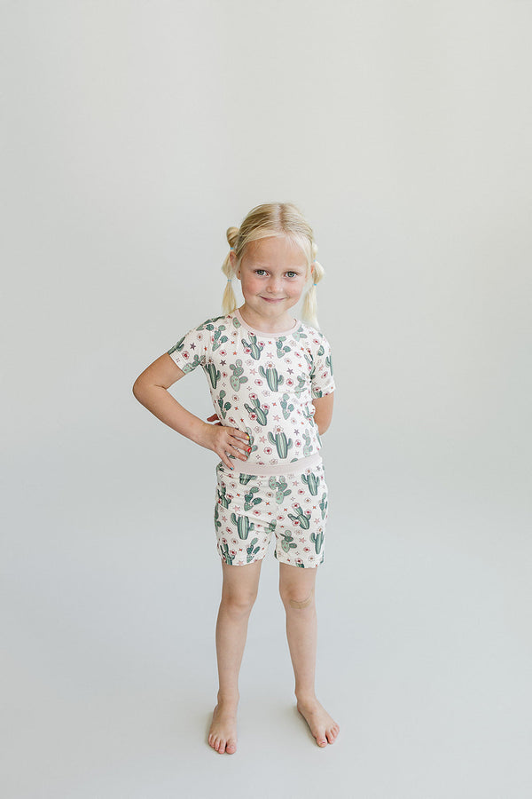 Bamboo Two Piece Shorts Set | Cactus Flowers - MOOGCO Baby