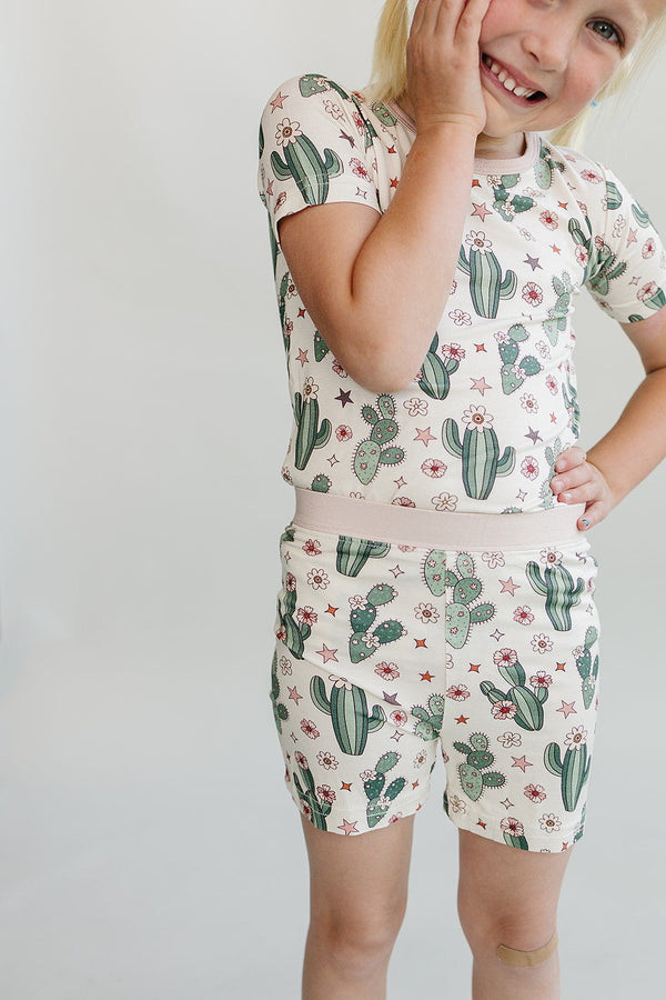 Bamboo Two Piece Shorts Set | Cactus Flowers - MOOGCO Baby