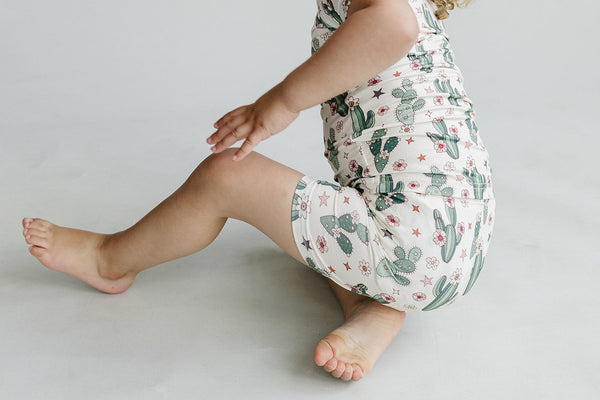 Bamboo Two Piece Shorts Set | Cactus Flowers - MOOGCO Baby