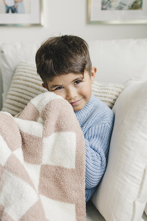 Checkered Plush Blanket | Latte - MOOGCO Baby