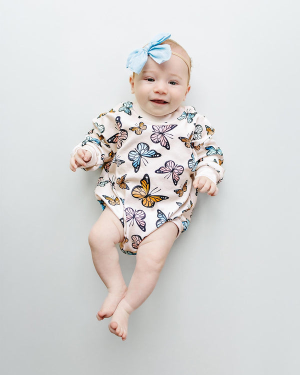 Baby Bubble Romper with Butterfly Print - Cute and Comfortable Outfit for Infants