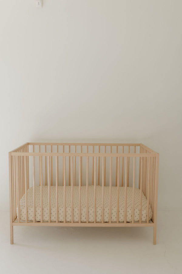 Muslin Crib Sheet | Flora