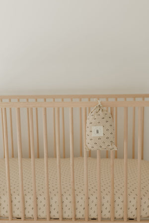 Muslin Crib Sheet | Flora