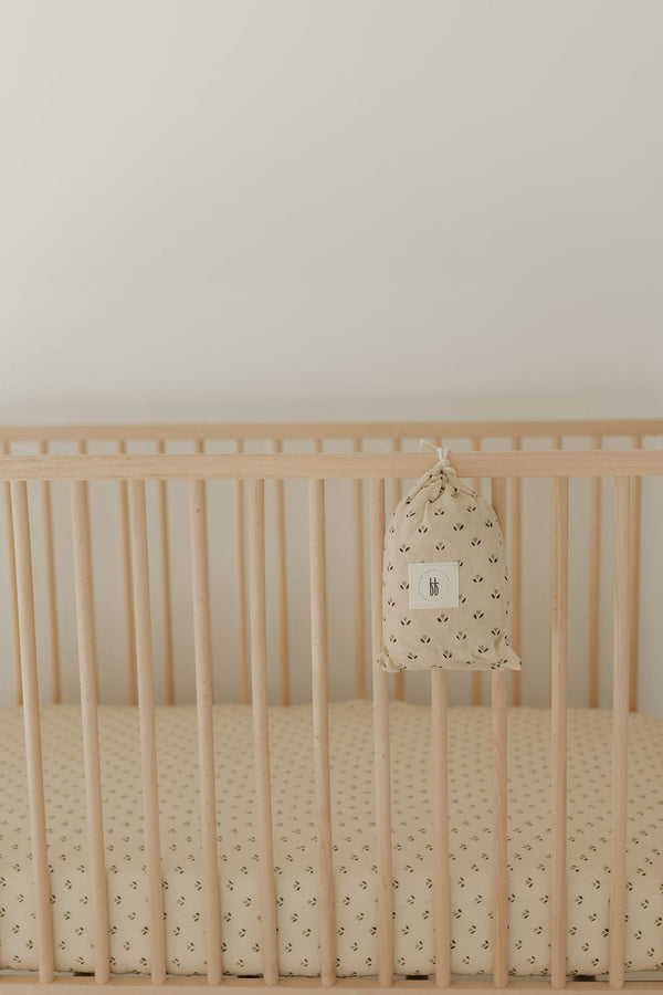 Muslin Crib Sheet | Flora