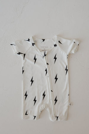 Shortie Bamboo Zip | White & Black Lightning Bolt
