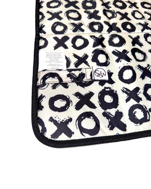 Sarah Wells Portable Diaper Changing Pad Machine Washable, Foldable for Travel or Diaper Bags (XOXO)