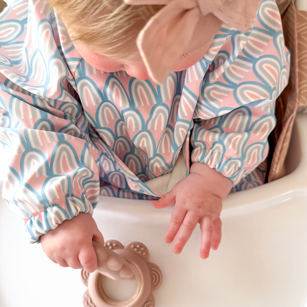 Garden Party Teether Collection: Silicone & Beechwood Flower teether for babies, safe and stylish for soothing gums.